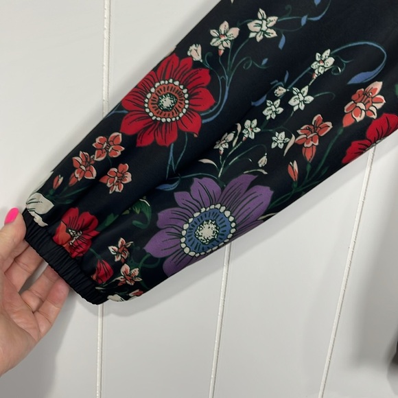 Chico’s Women Bomber Jacket 1 (8-10) Black Red Floral  Polka Dots Reversible EUC - Picture 5 of 14